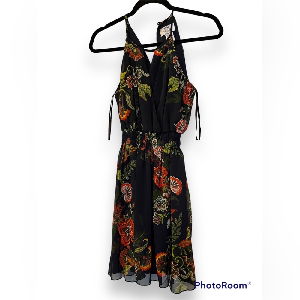 Short summer dress. Soft fabric. Navy blue and breathable.